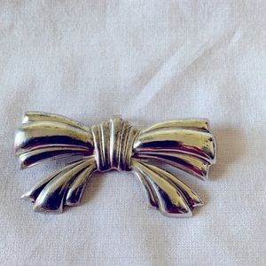 .925 silver brooch
